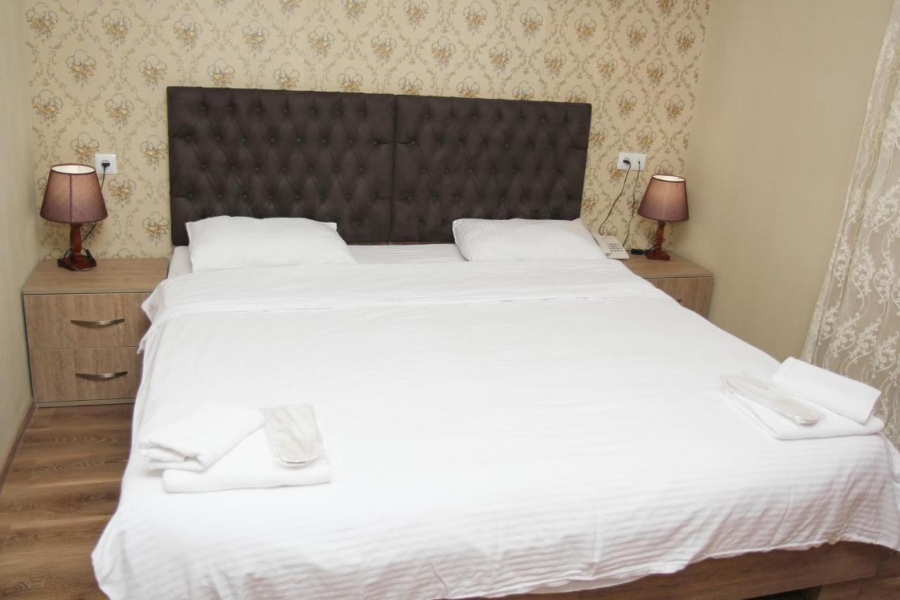 Boutique Hotel Dany ティビリシ エクステリア 写真