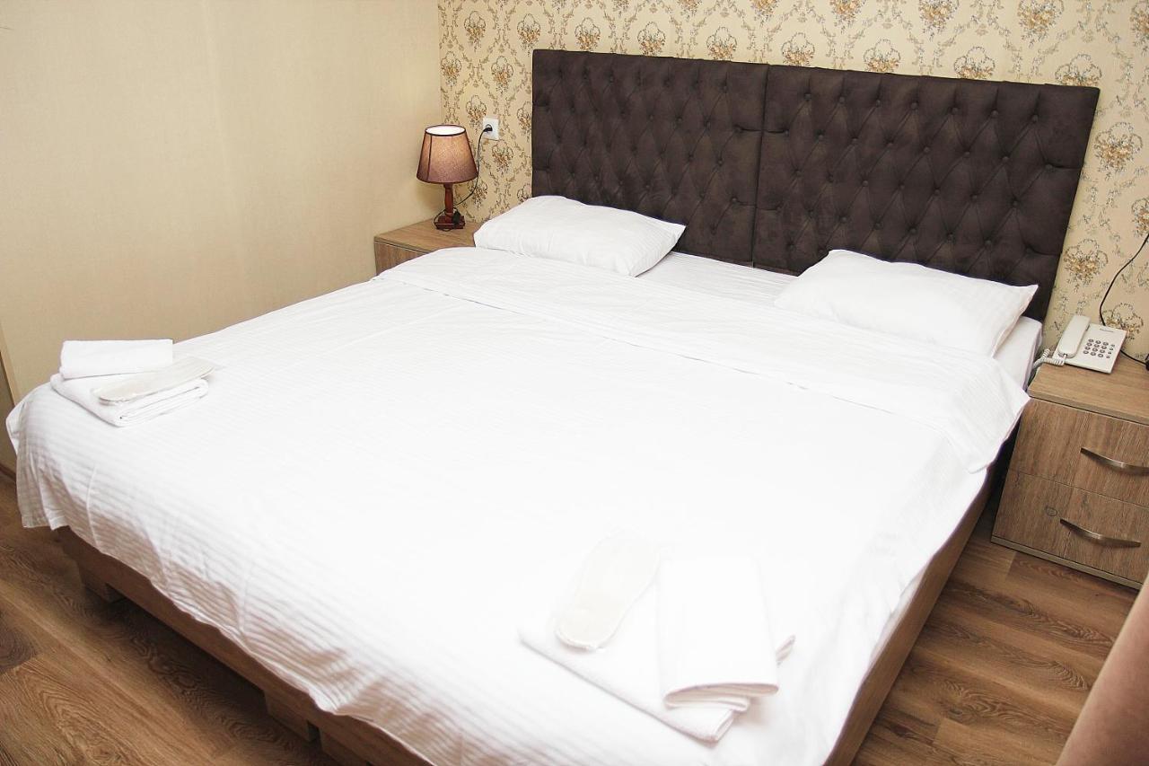 Boutique Hotel Dany ティビリシ エクステリア 写真